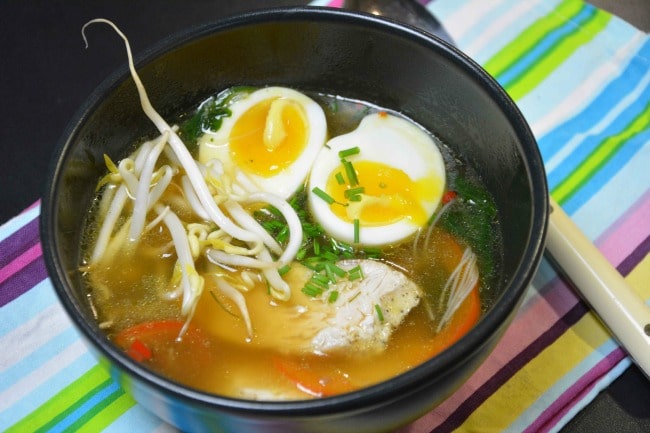 elektropositive Gæstfrihed Stå op i stedet Ramen opskrift - Lækker japansk suppe med kød og grøntsager