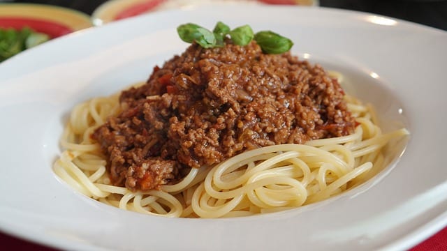 spaghetti med kødsovs