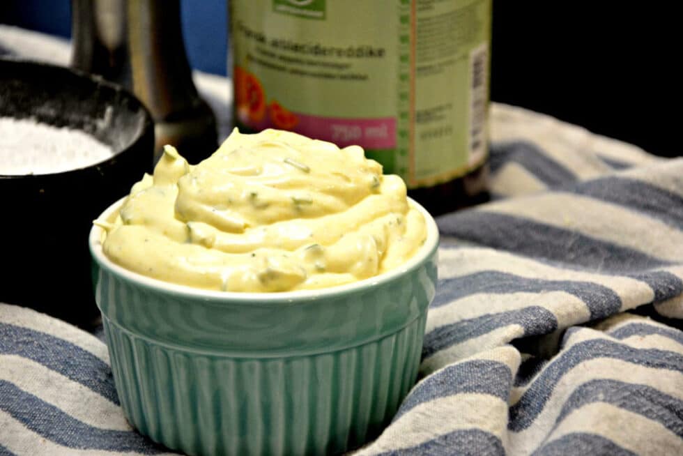 Coleslawdressing Nem opskrift på en cremet og velsmagende dressing