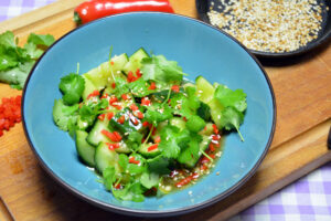 asiatisk agurkesalat