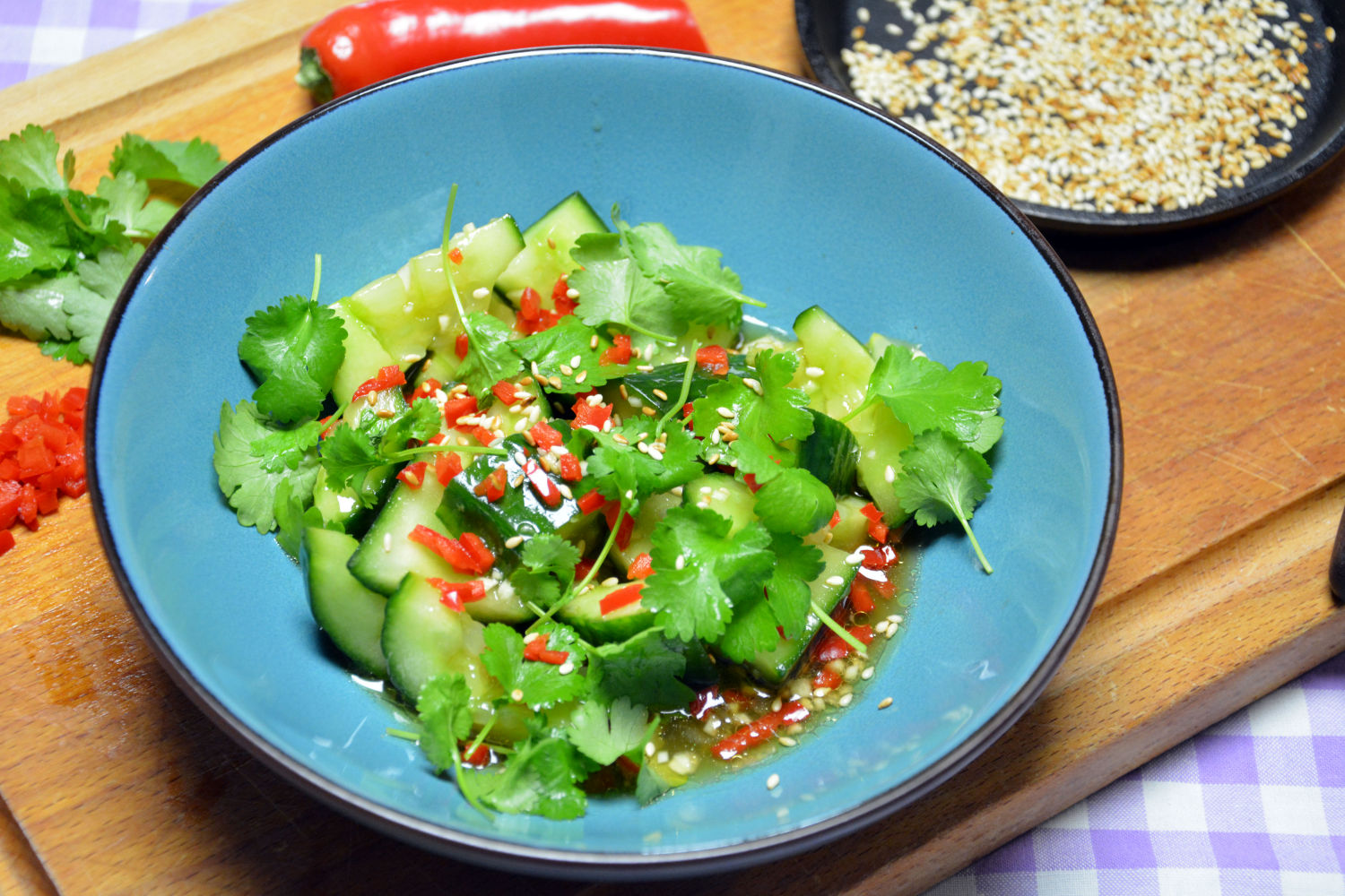 asiatisk agurkesalat